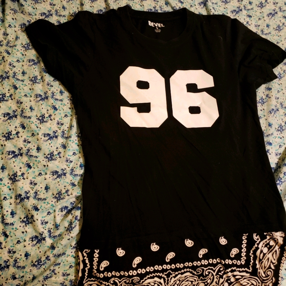 Bandana Bevel T-shirt